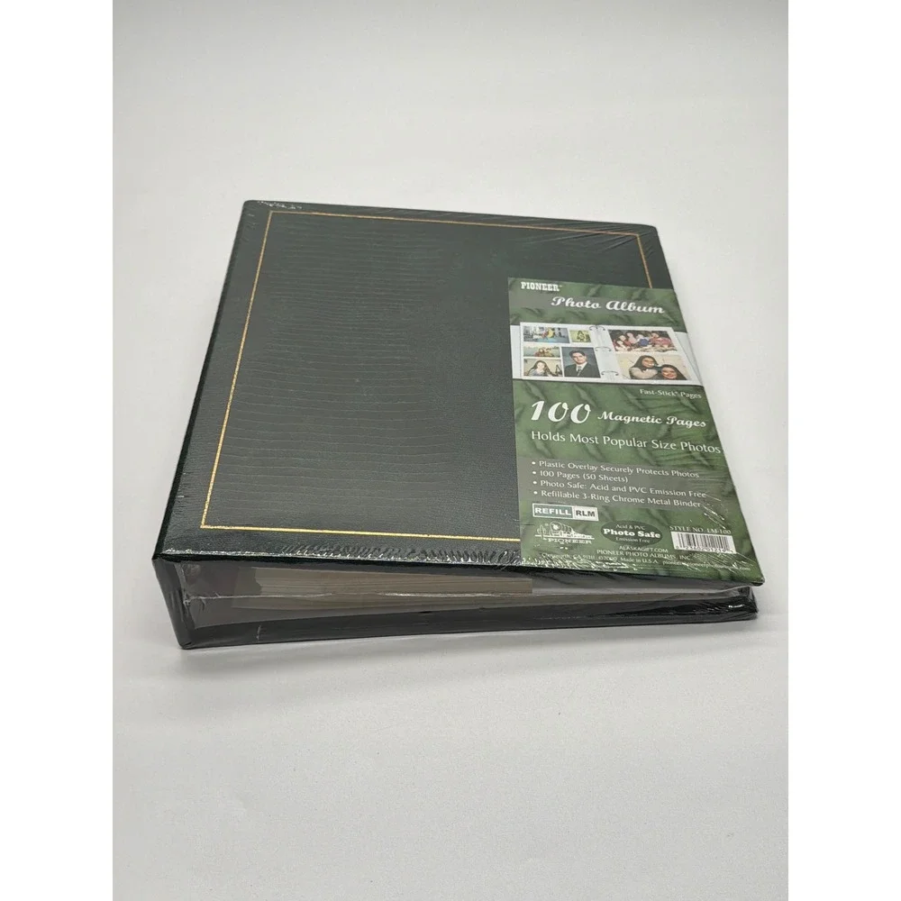 Pioneer Photo Album LM-100 Forest Green Lizard 100 Magnetic Pages 3-Ring Binder